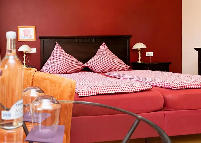 Haus Astenberg فندق مبيت وإفطار 3*